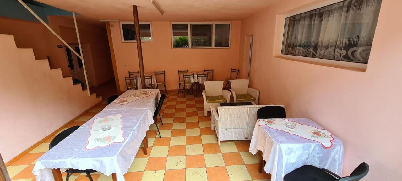 Pensiunea Aurora - Great Hostel Voineasa Dış mekan fotoğraf