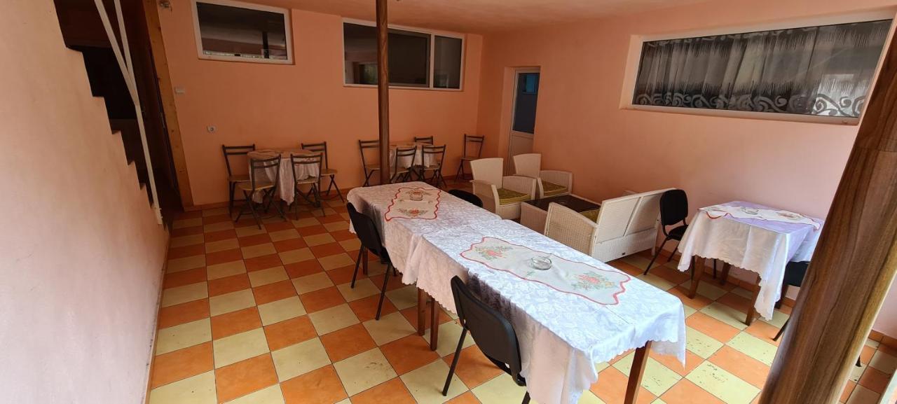 Pensiunea Aurora - Great Hostel Voineasa Dış mekan fotoğraf