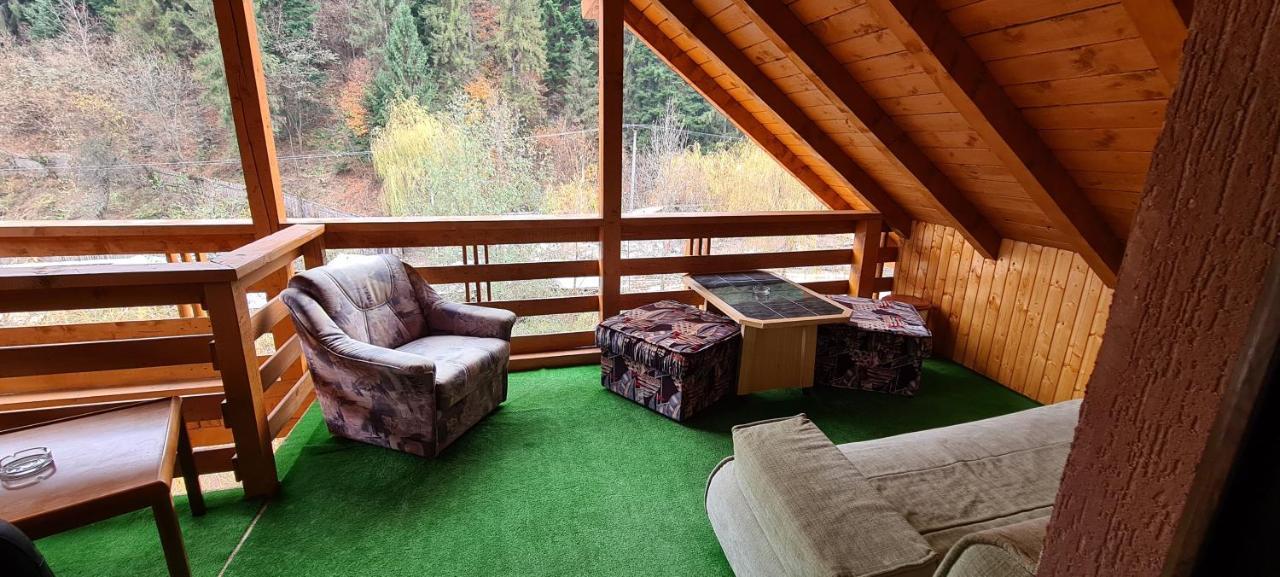 Pensiunea Aurora - Great Hostel Voineasa Dış mekan fotoğraf