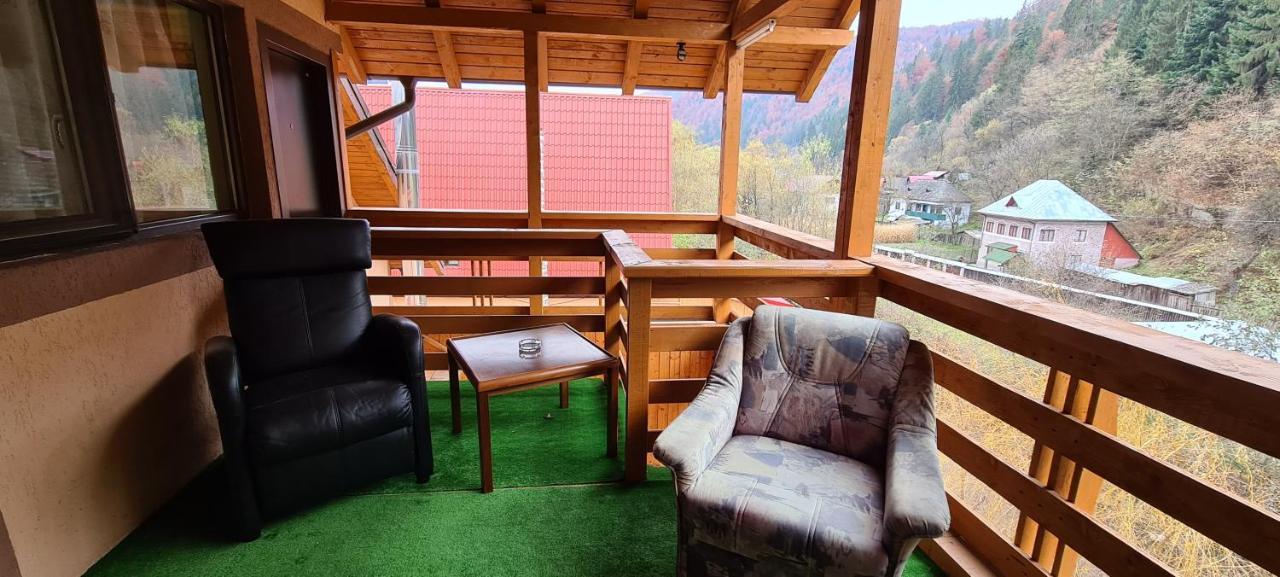 Pensiunea Aurora - Great Hostel Voineasa Dış mekan fotoğraf