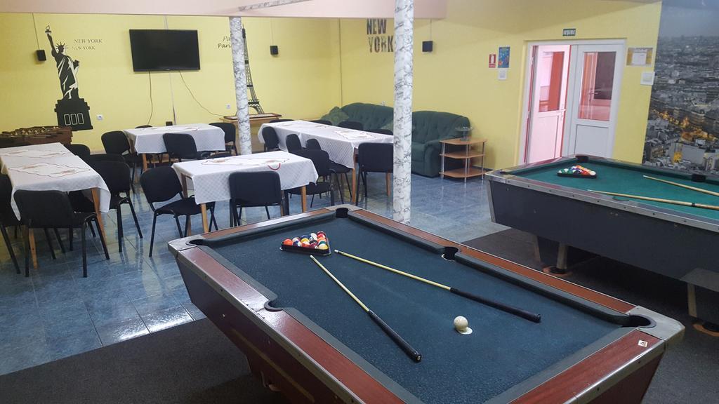 Pensiunea Aurora - Great Hostel Voineasa Dış mekan fotoğraf